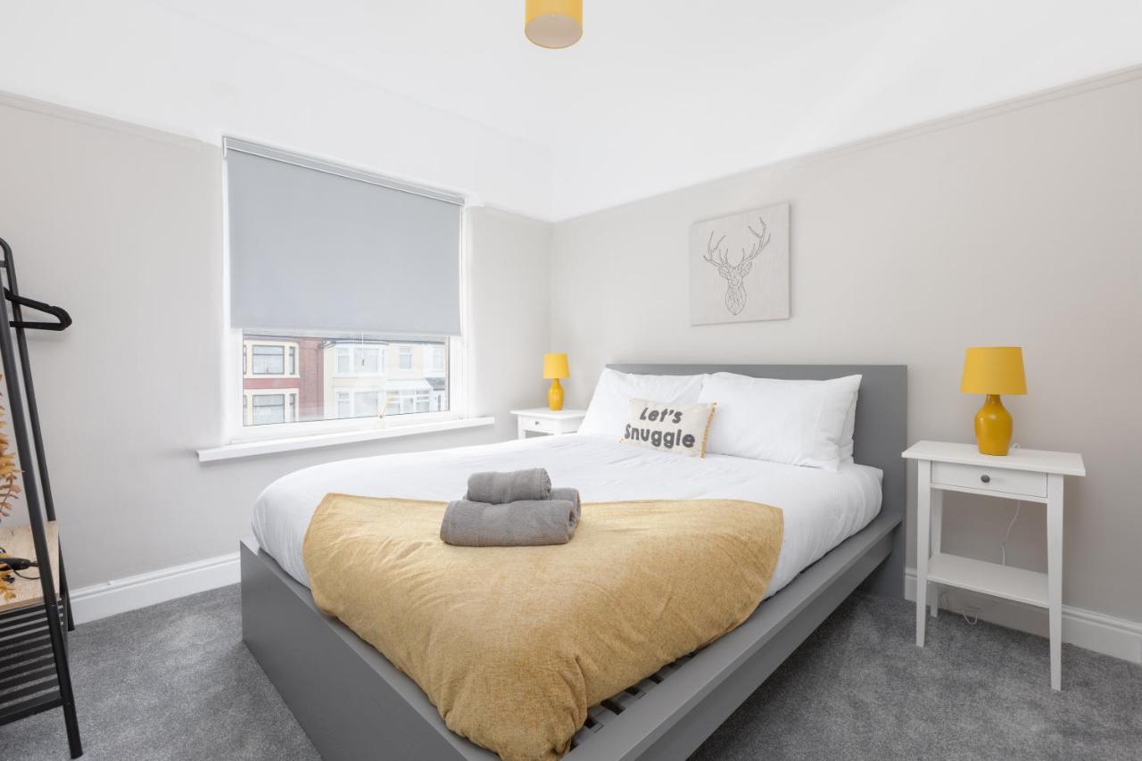 Charles Alexander Short Stay - Ansdell House Blackpool Eksteriør billede